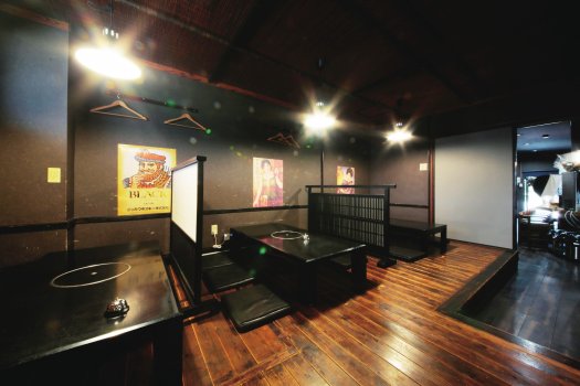 奥の座敷席です。グループでのご来店も大歓迎！