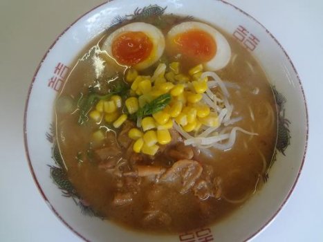 味噌豚骨ラーメン（ホルモン入）￥８５０