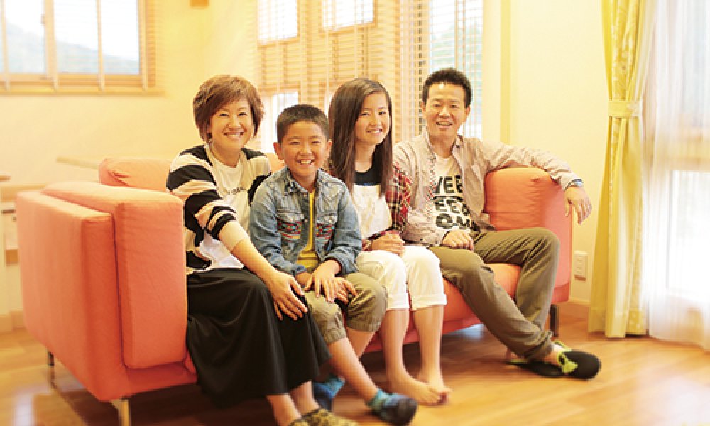 「役場や学校も近く、子育てしやすい環境が決め手でした。