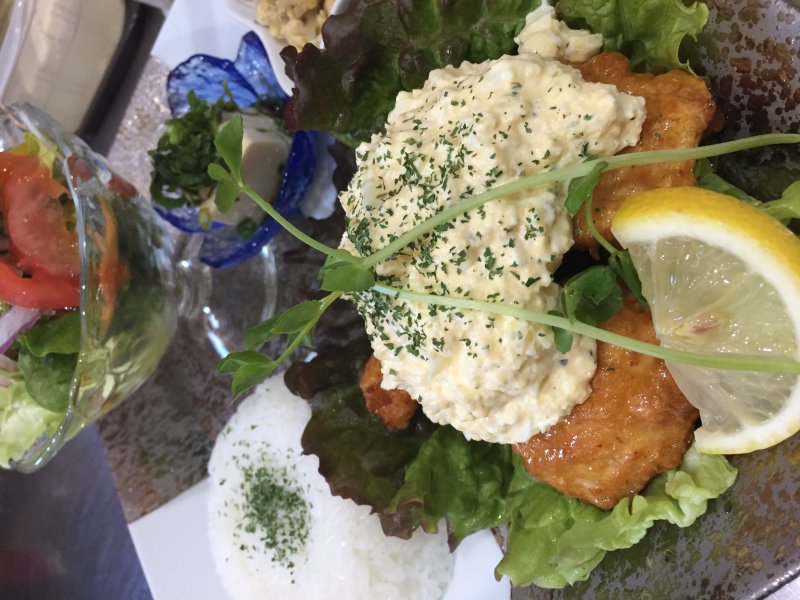 特製タルタルソースのチキン南蛮