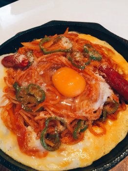 当店人気No. 1昔ながらのナポリタン