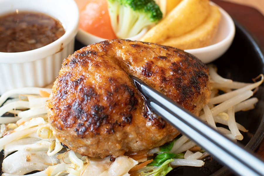 手仕事ハンバーグ【150g】1200円