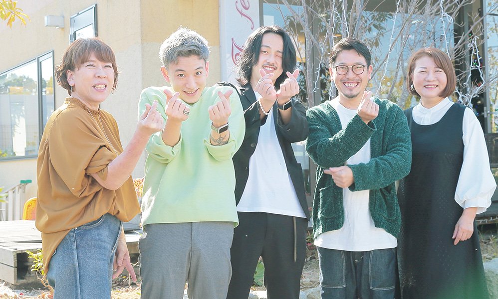 男性ゲストもお気軽に！大阪の某有名サロンで腕を磨いた男性スタイリストが仲間入り！