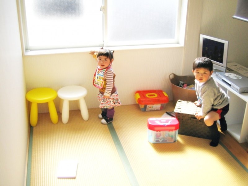キッズスペースがありますので、お子様連れの方も遠慮なくご来店ください。