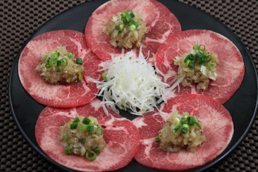 もはや名物！一番人気ネギタン焼き。