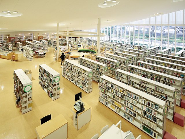 宮若市立図書館