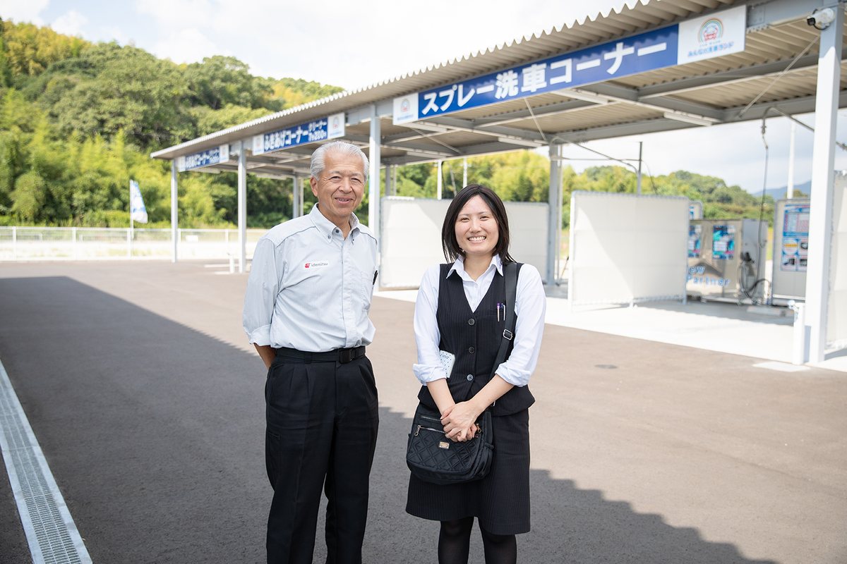 師岡さん（右）と古谷さん（左）