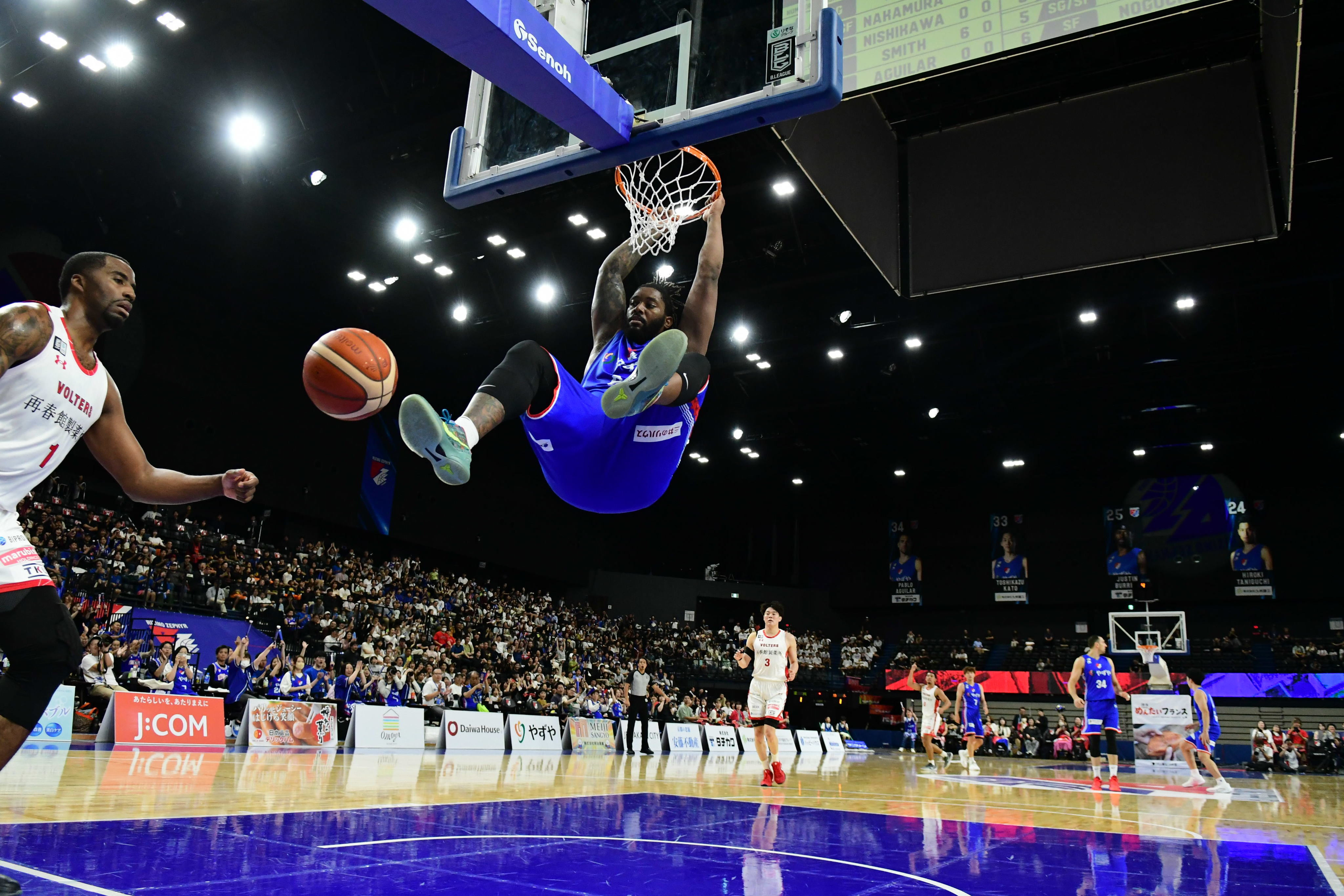 チケットプレゼントあり】2025年1月4-5日、Bリーグ ライジングゼファーフクオカ のホームゲームが飯塚市総合体育館で開催！見どころや注目選手は？｜レポート｜チクスキ